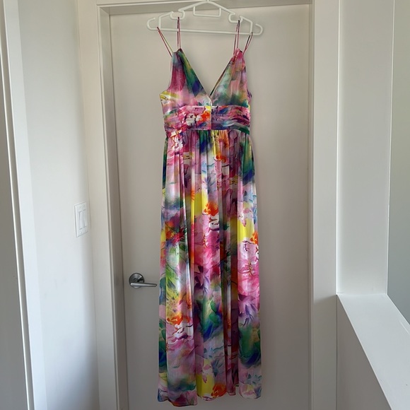 Chiffon gown / maxi dress - Picture 4 of 14